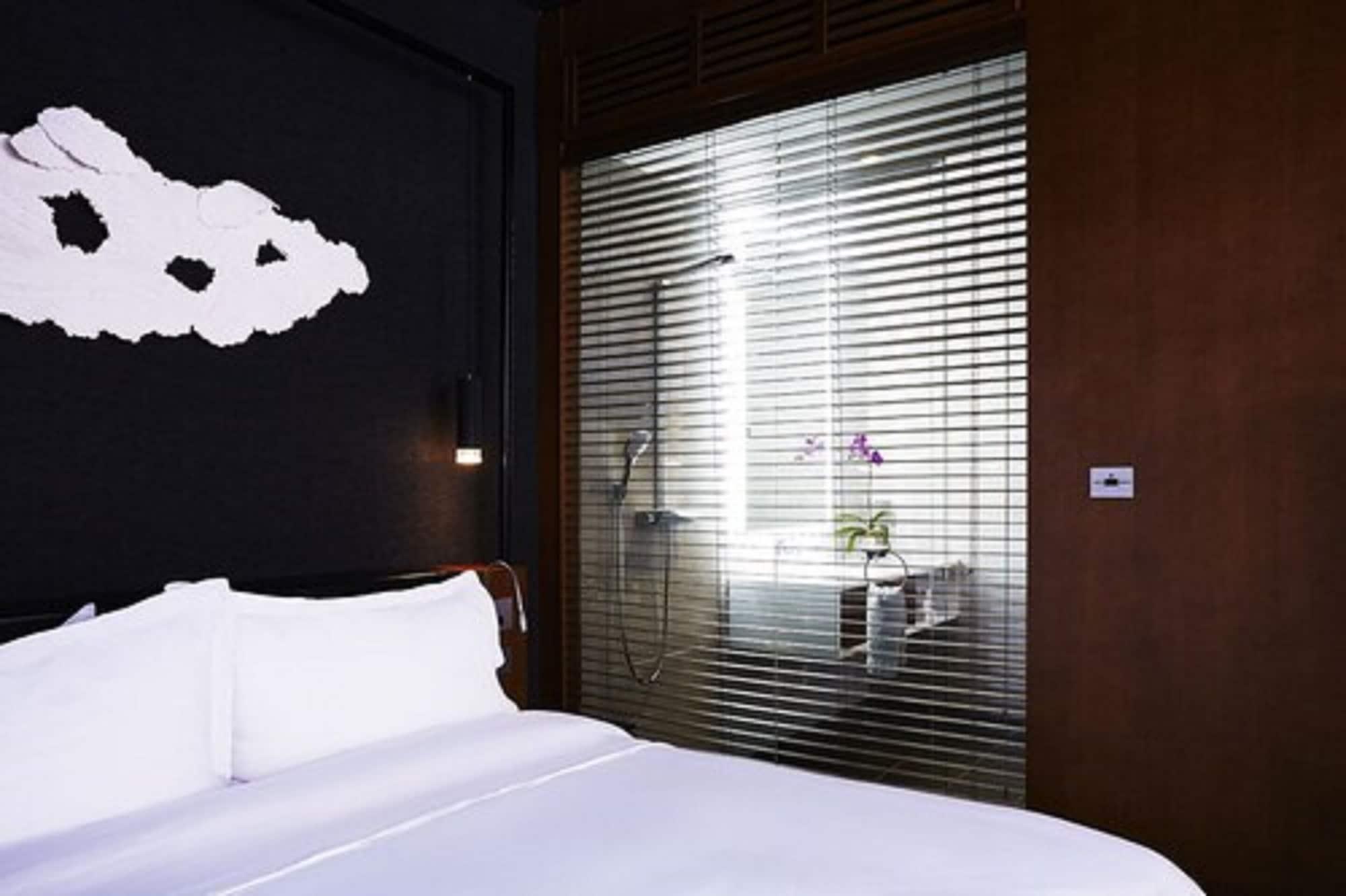 Le Germain Hotel Toronto Exterior photo