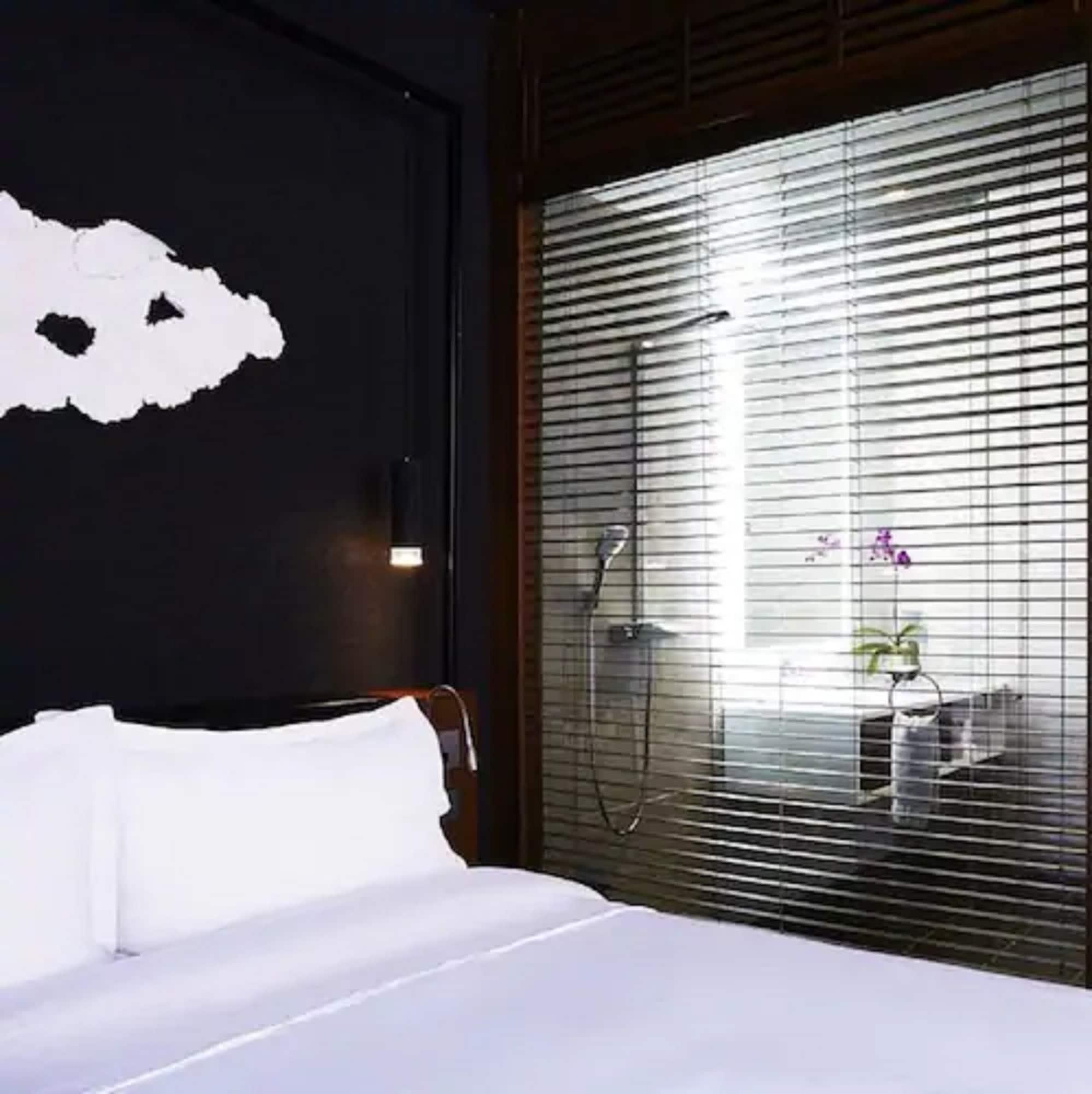 Le Germain Hotel Toronto Exterior photo