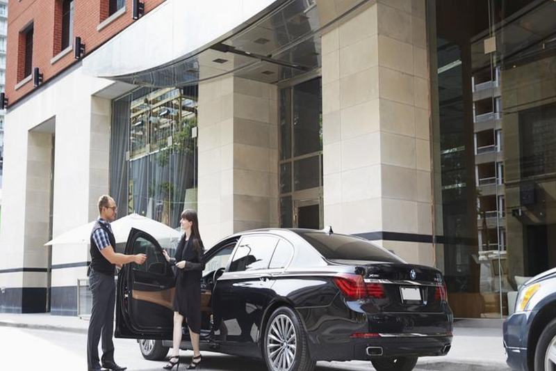 Le Germain Hotel Toronto Exterior photo